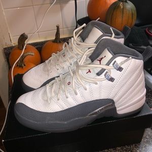 White Dark Grey Jordan 12 (GS) Authentic